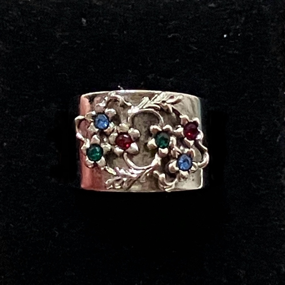 Vintage Sarah Coventry 1977 Coronet Silver Tone Flower Ring Adjustable